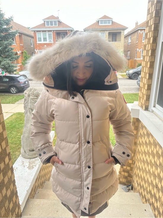 Canada Goose Jackets & Blazers - Canada Goose Light Beige Women's Down Puffer Coat with Fur-Trim Hood
